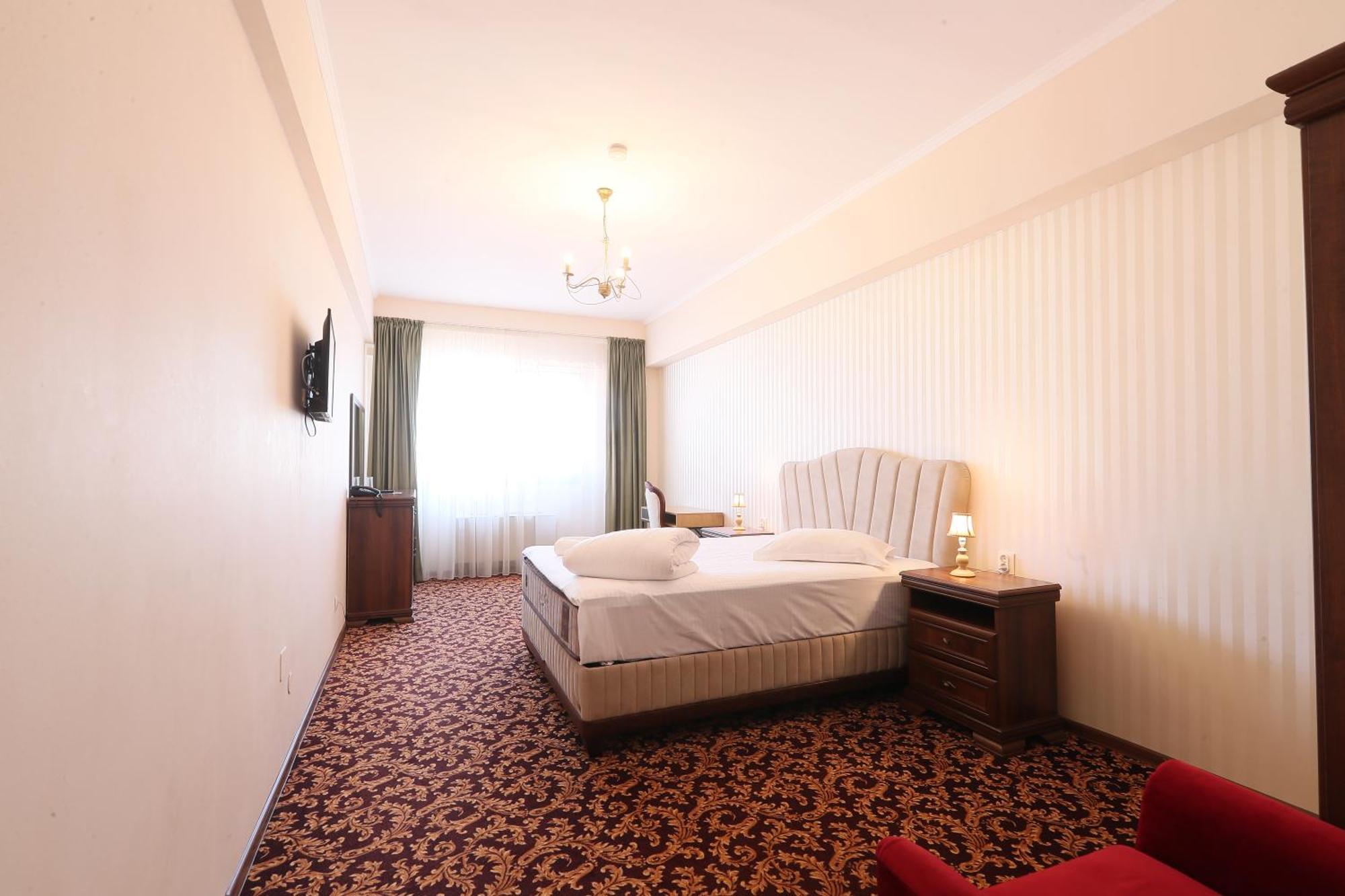 Hotel Impero Oradea Exteriér fotografie