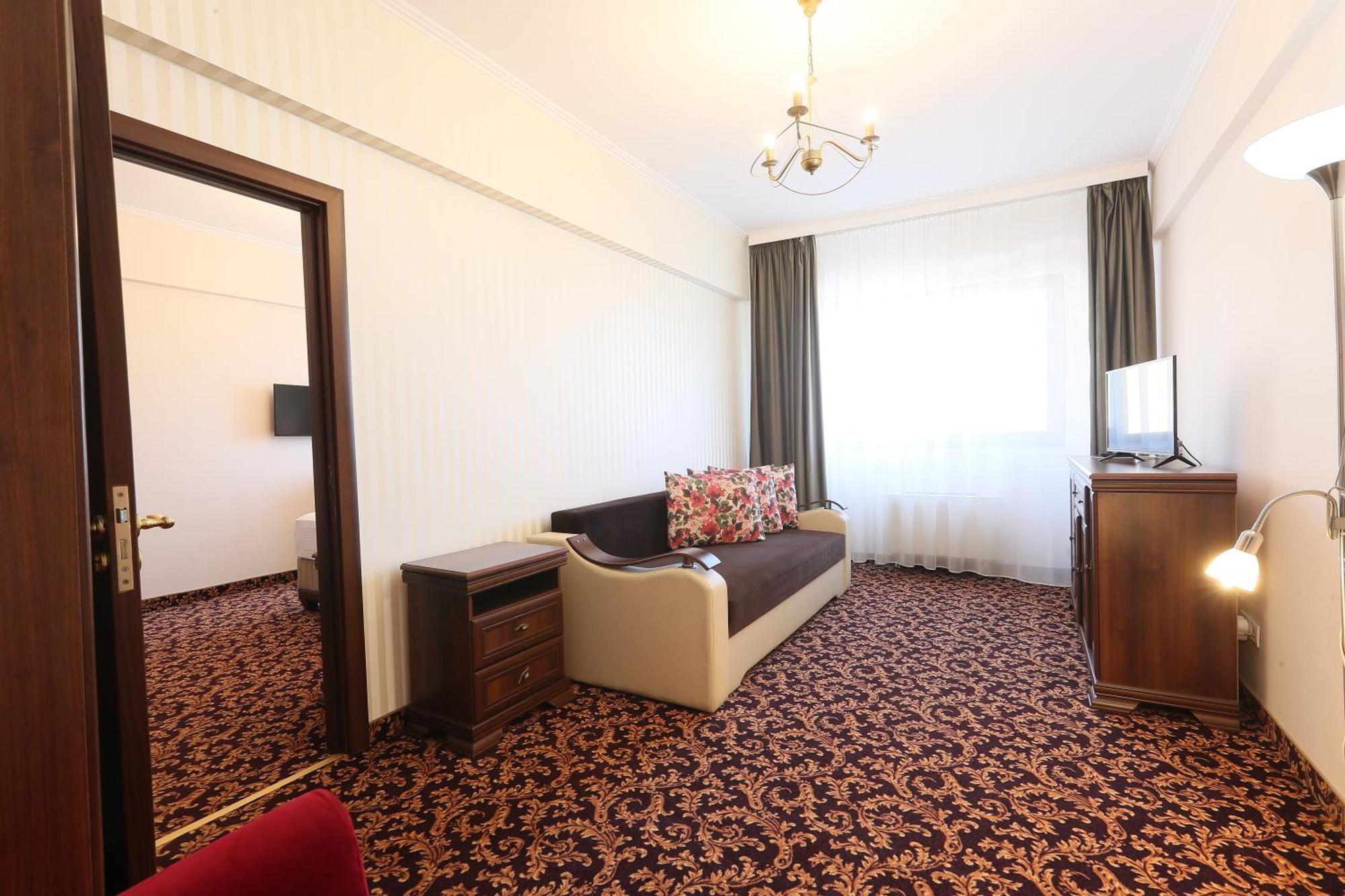Hotel Impero Oradea Exteriér fotografie