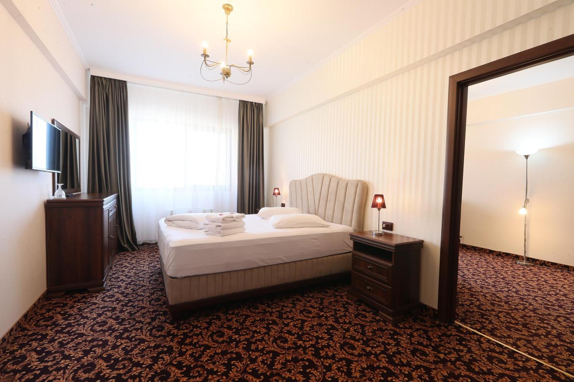 Hotel Impero Oradea Exteriér fotografie