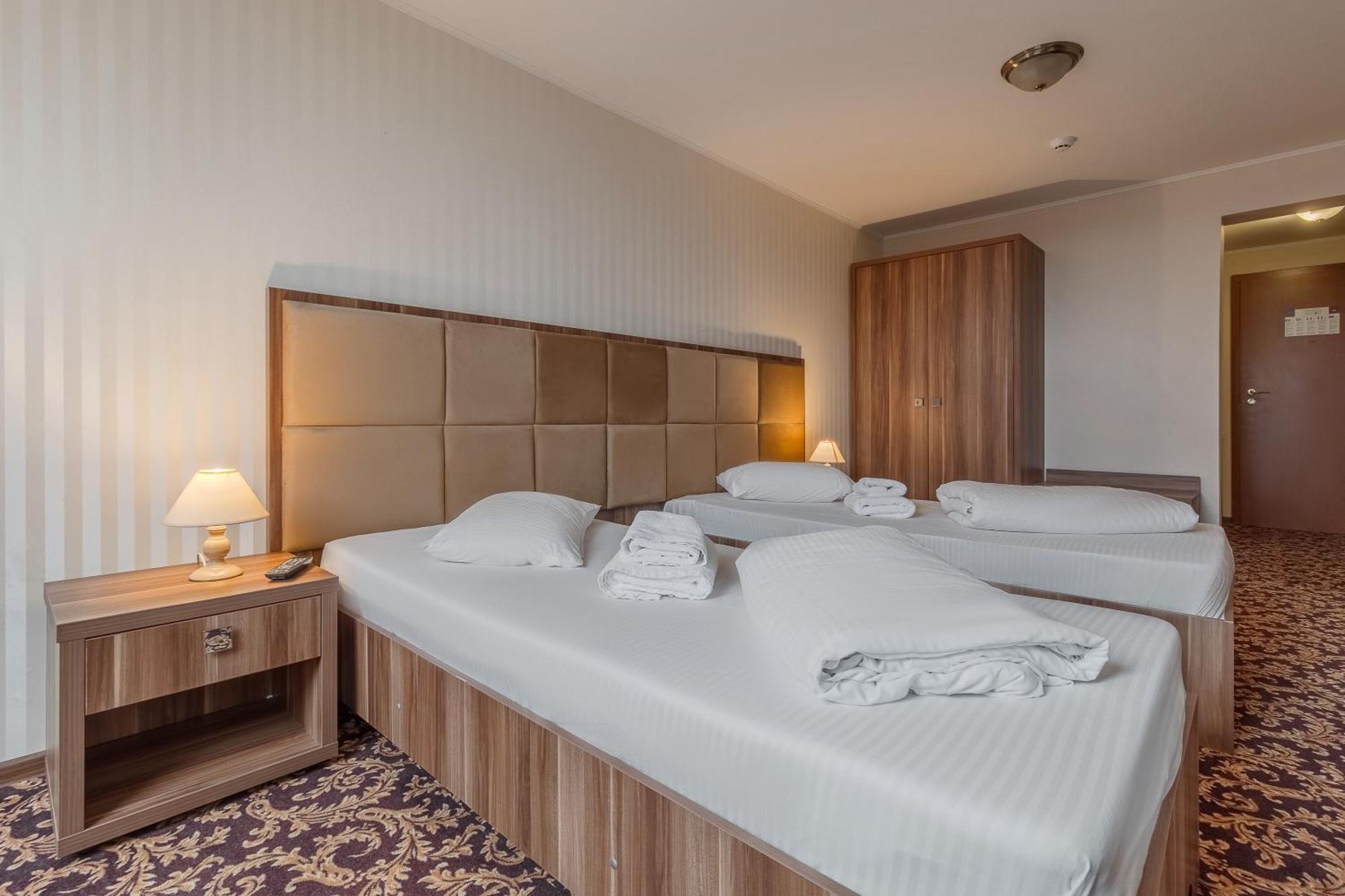 Hotel Impero Oradea Exteriér fotografie